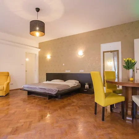 Apartament Color Nicolae Tonitza St