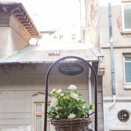 Apartament Color Nicolae Tonitza St