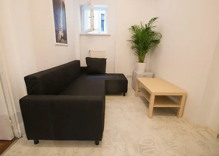 Apartman Color Nicolae Tonitza St *