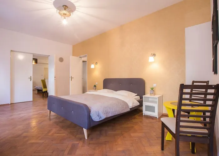 Color Nicolae Tonitza St Apartman Bukarest