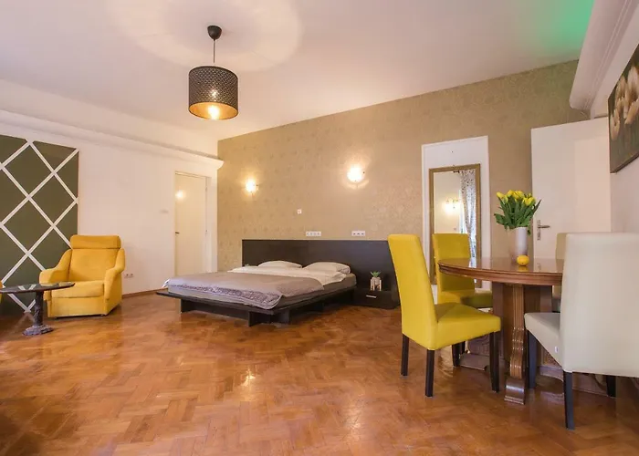 Apartman Color Nicolae Tonitza St