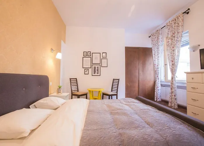 Color Nicolae Tonitza St شقة