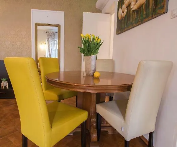 Color Nicolae Tonitza St شقة *