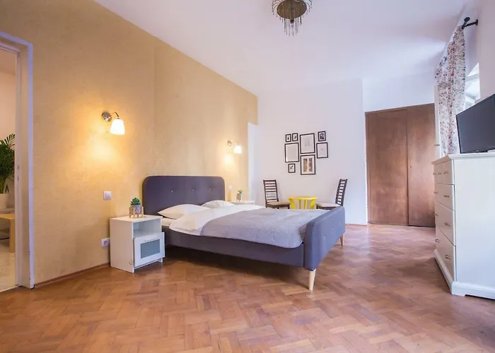 Color Nicolae Tonitza St *