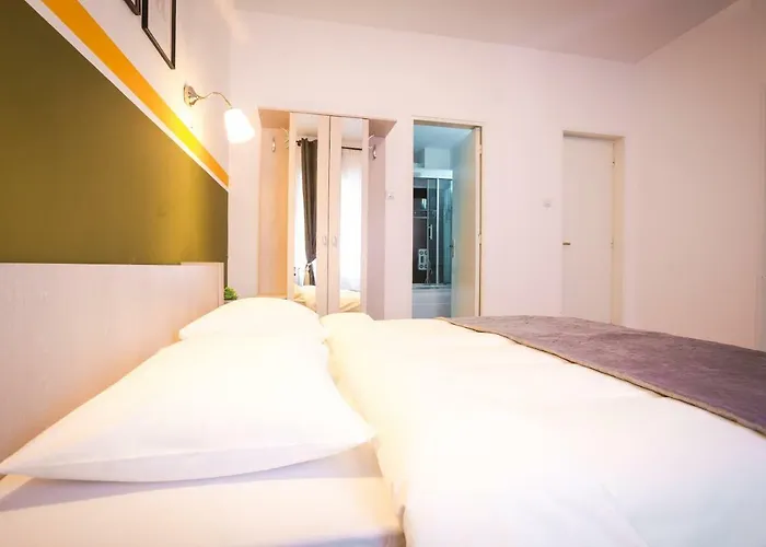 Apartman Color Nicolae Tonitza St Bukarest