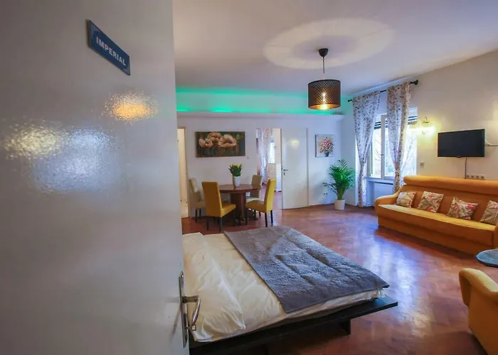 Apartamento Color Nicolae Tonitza St