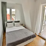 Color Nicolae Tonitza St Апартаменти Бухарест