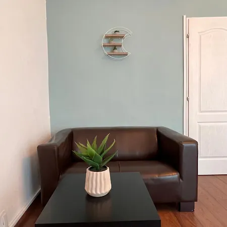 Apartment Color Nicolae Tonitza St Bucharest
