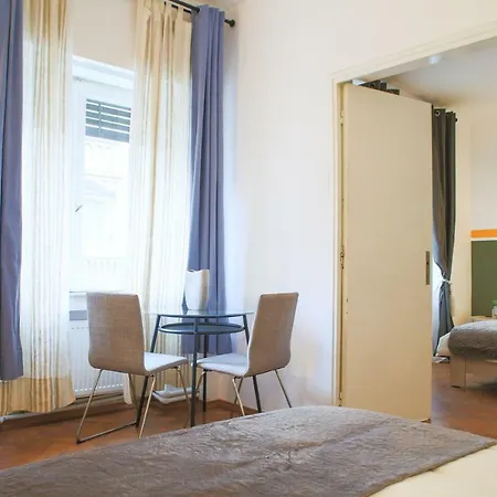 Color Nicolae Tonitza St Apartment Bucharest