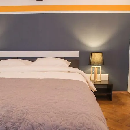 Apartment Color Nicolae Tonitza St Bucharest