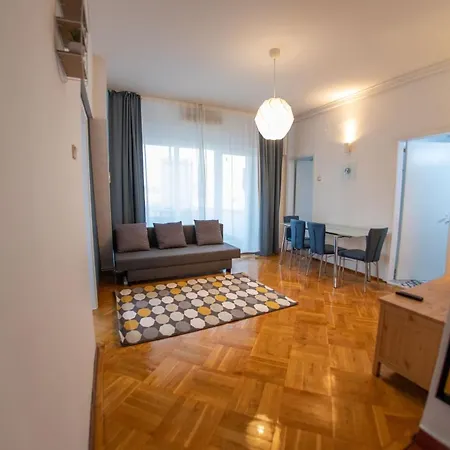Apartment Color Nicolae Tonitza St