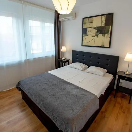 Apartment Color Nicolae Tonitza St *