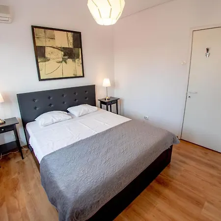 Apartment Color Nicolae Tonitza St Bucharest