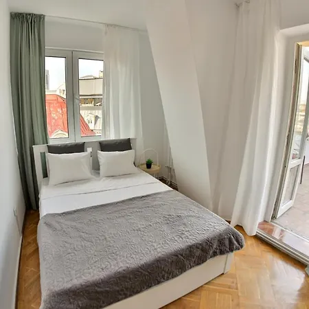 Color Nicolae Tonitza St Apartment Bucharest