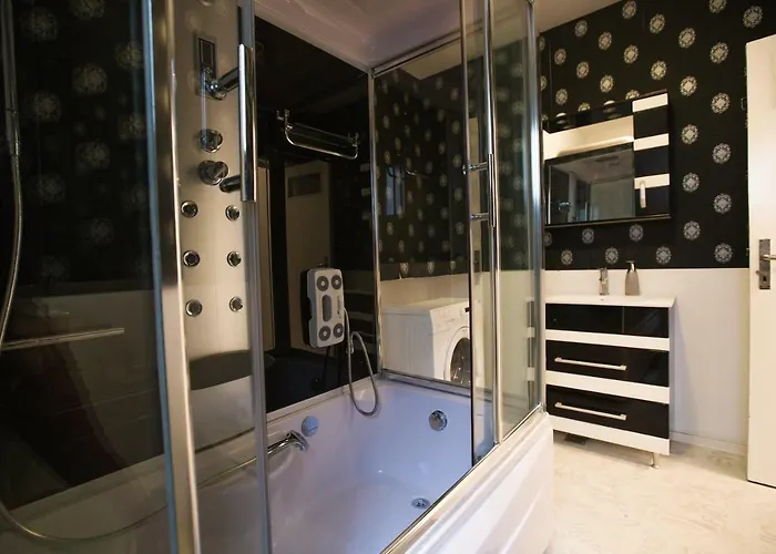 Color Nicolae Tonitza St *