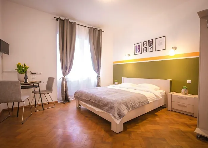 Color Nicolae Tonitza St Bukurešť